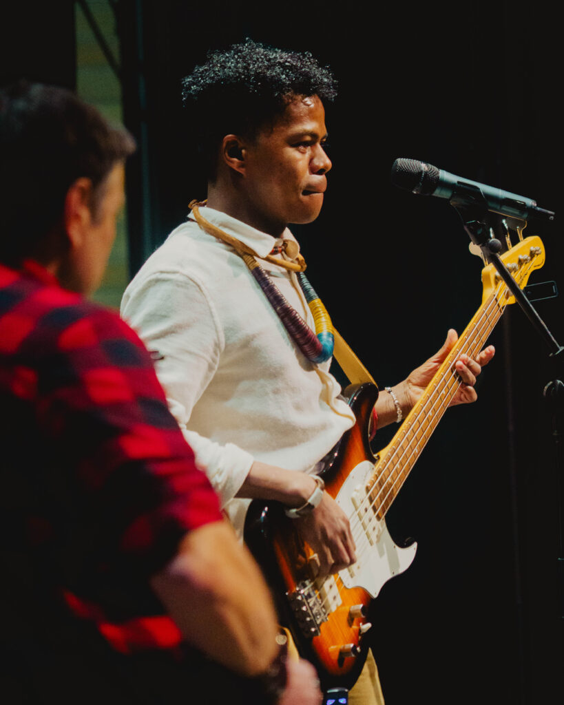 Beni and Vazah, locals Nanaimo artists bringing their malagasy music to the stage.
